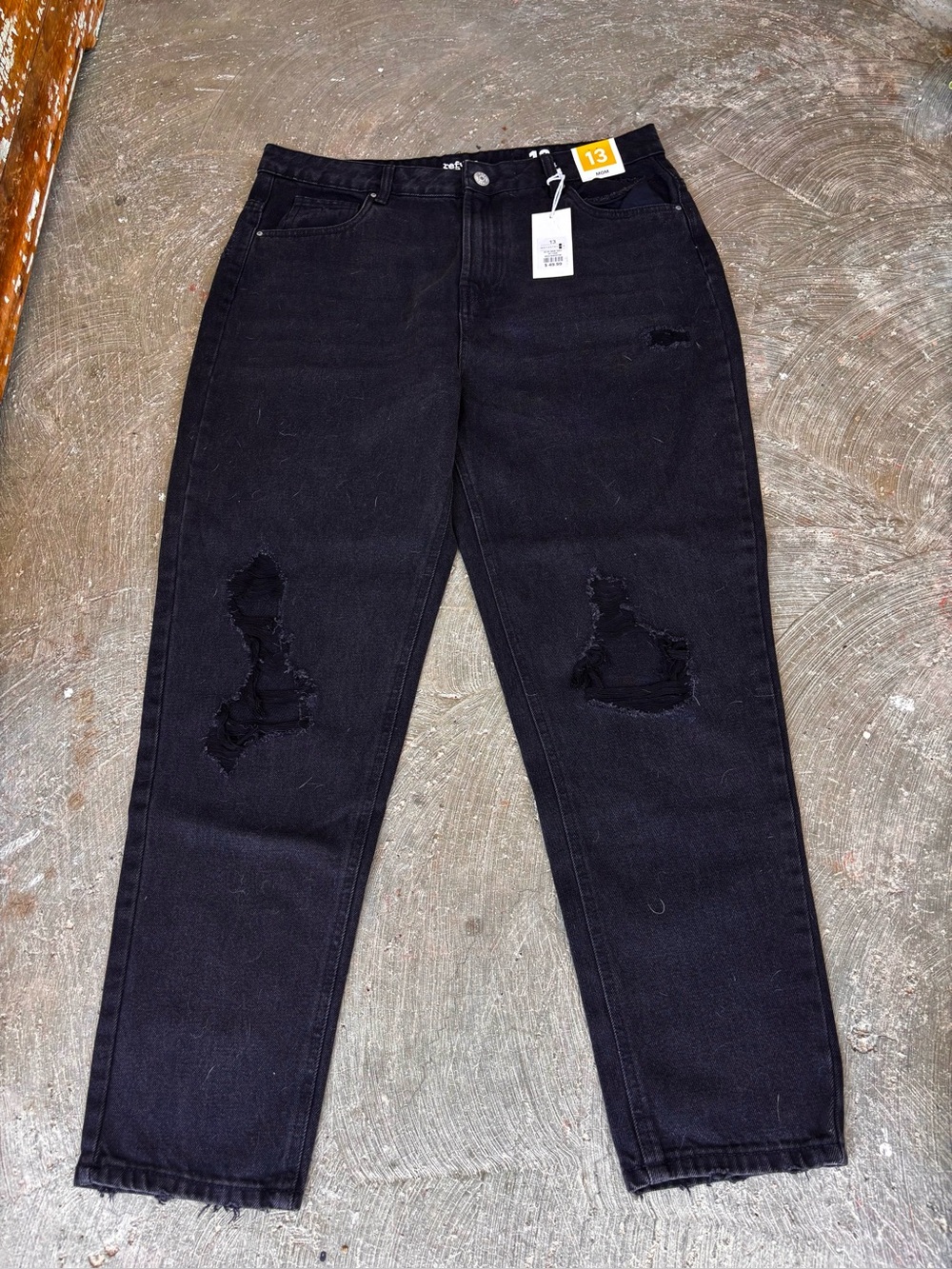 NWT Refuge Factory Destroyed Mom Jeans Tapered High Rise Women’s Size 13 (36x28